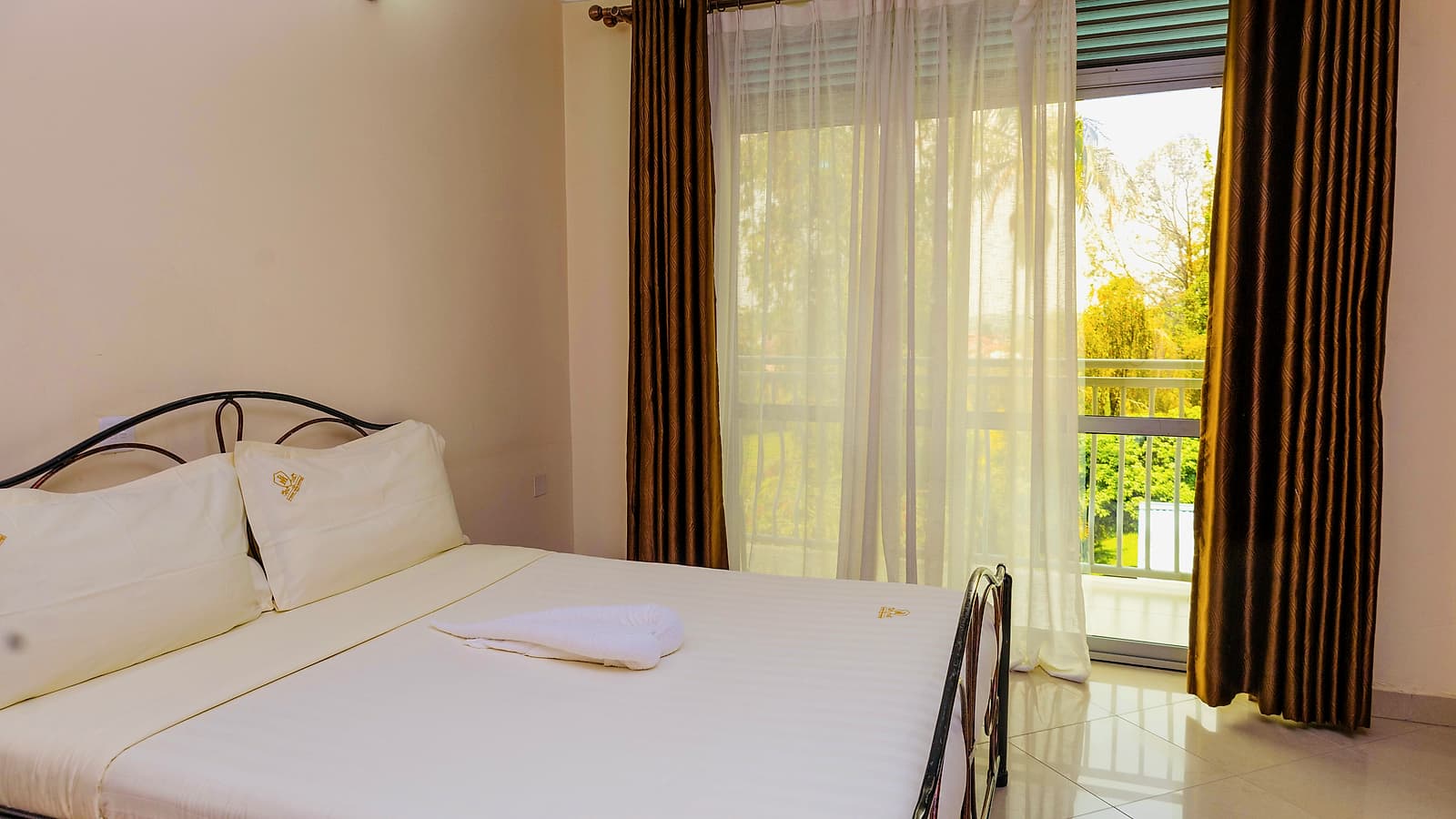 Standard double room at Hotel Premier